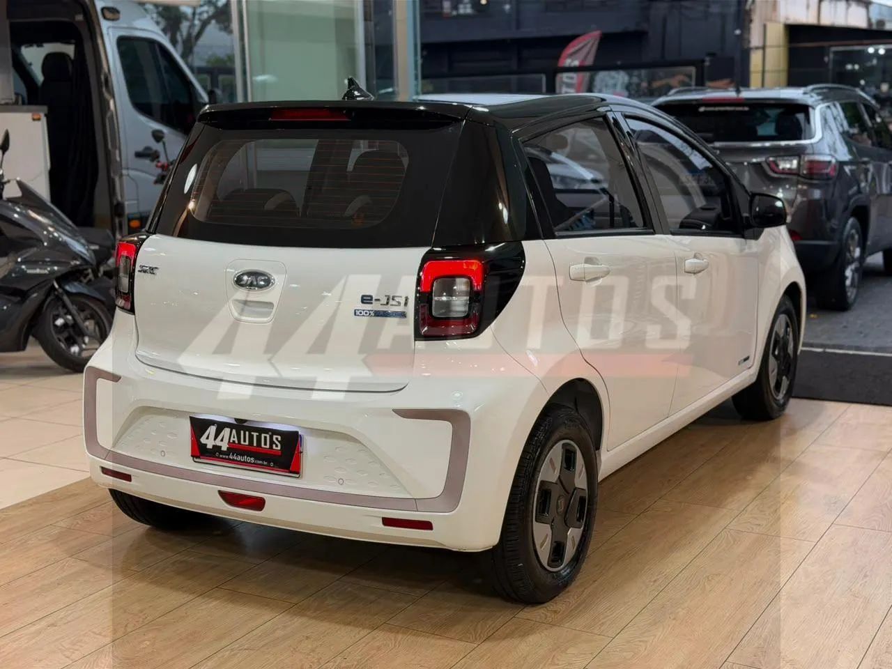 JAC E-JS1 62cv 5P Aut. (elétrico) 2023 - Foto 5