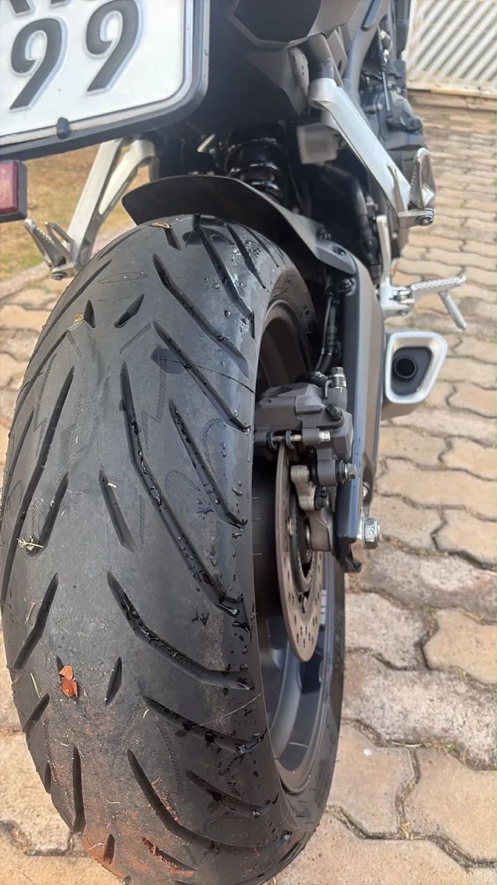 CB650R/ Moto - Foto 4