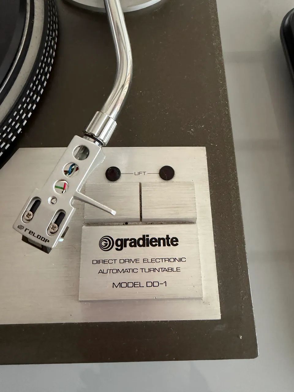 Toca discos Gradiente DD1 - Foto 2