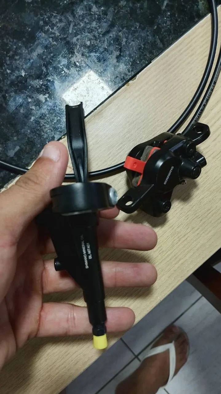 Freio Shimano traseiro mt401 - Foto 4