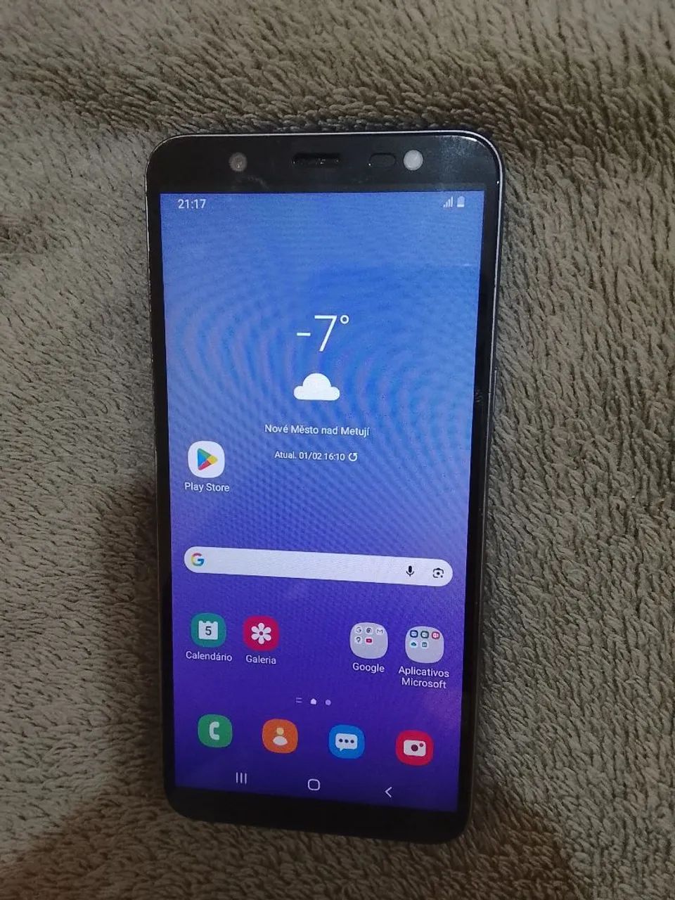 Samsung j8