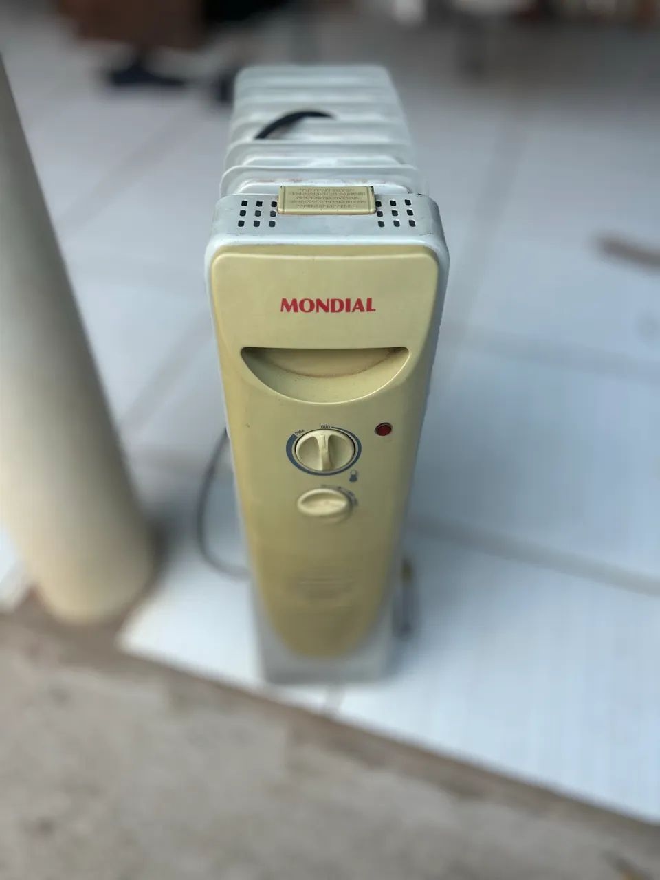 Aquecedor a óleo 127W - Foto 2