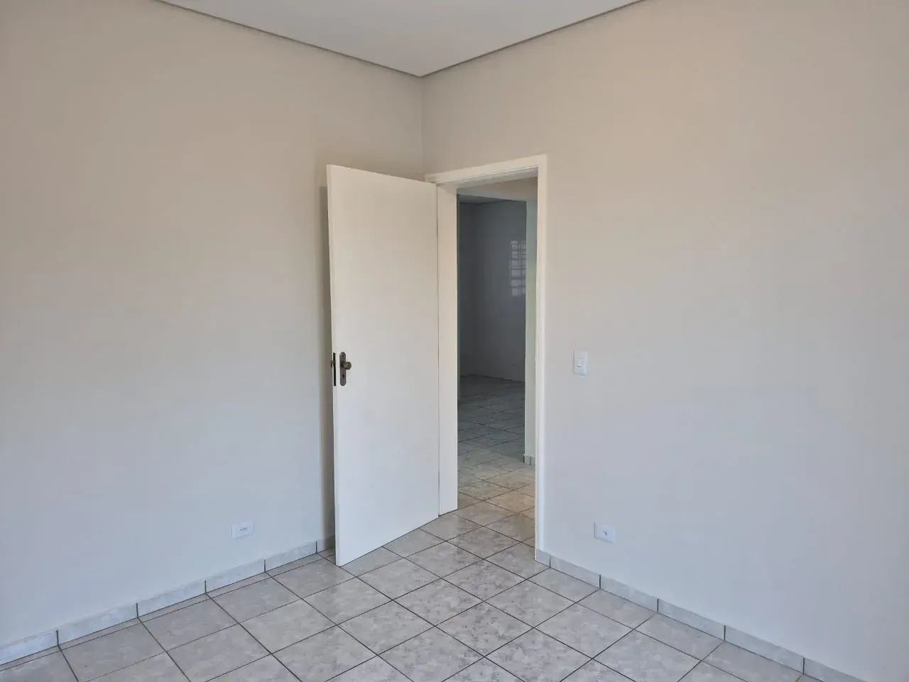 Imóvel para aluguel possui 67 metros quadrados com 2 quartos - Foto 3