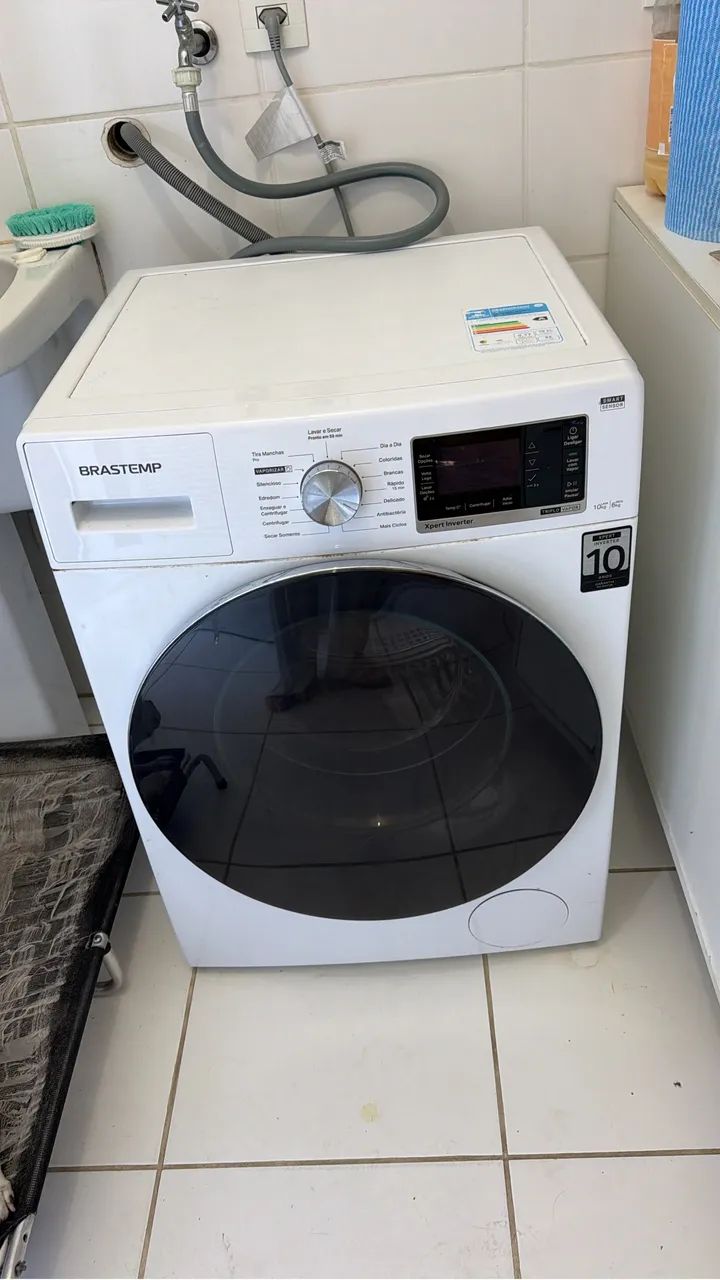 Máquina lava e seca 