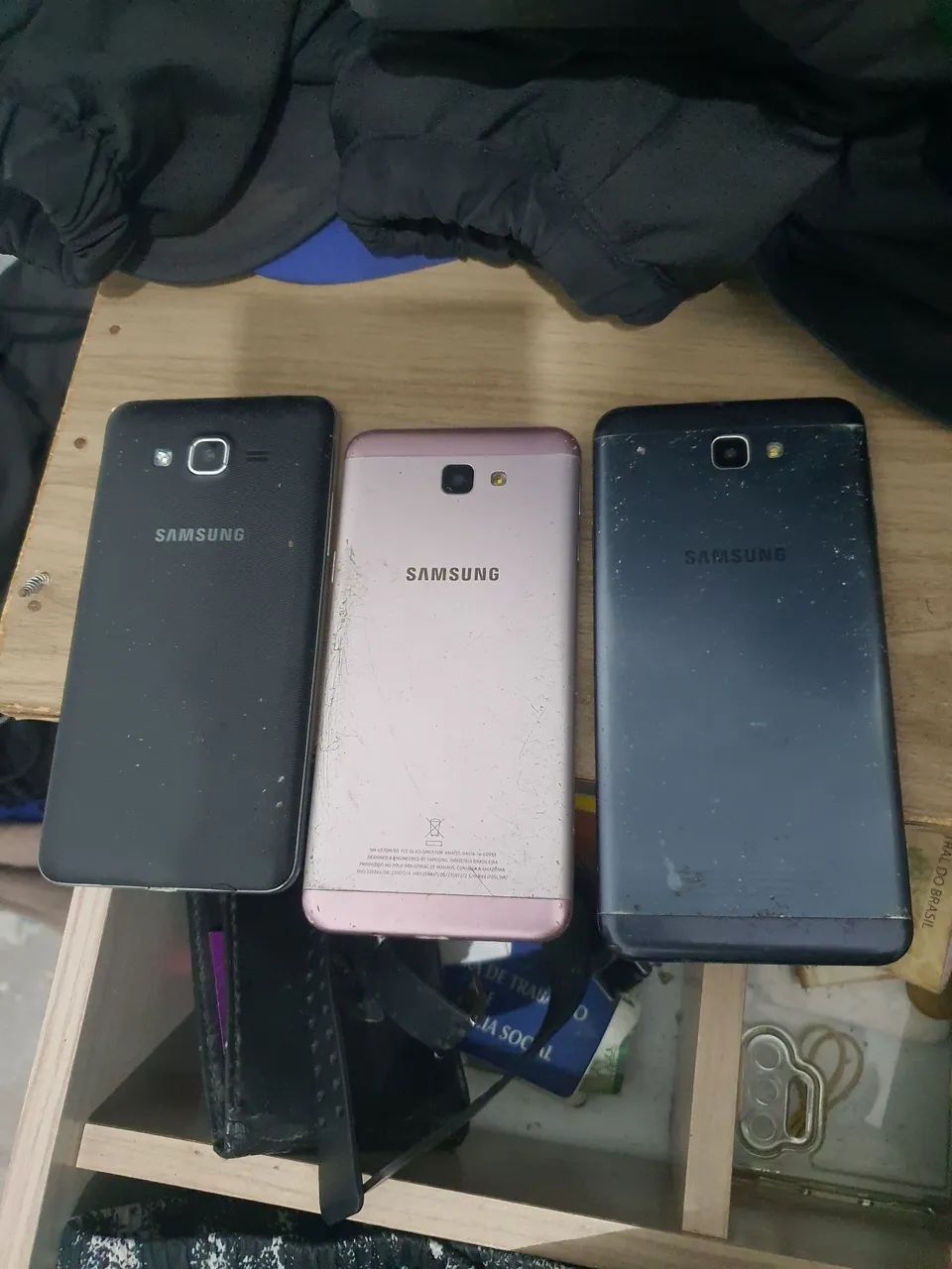 Celulares com defeito