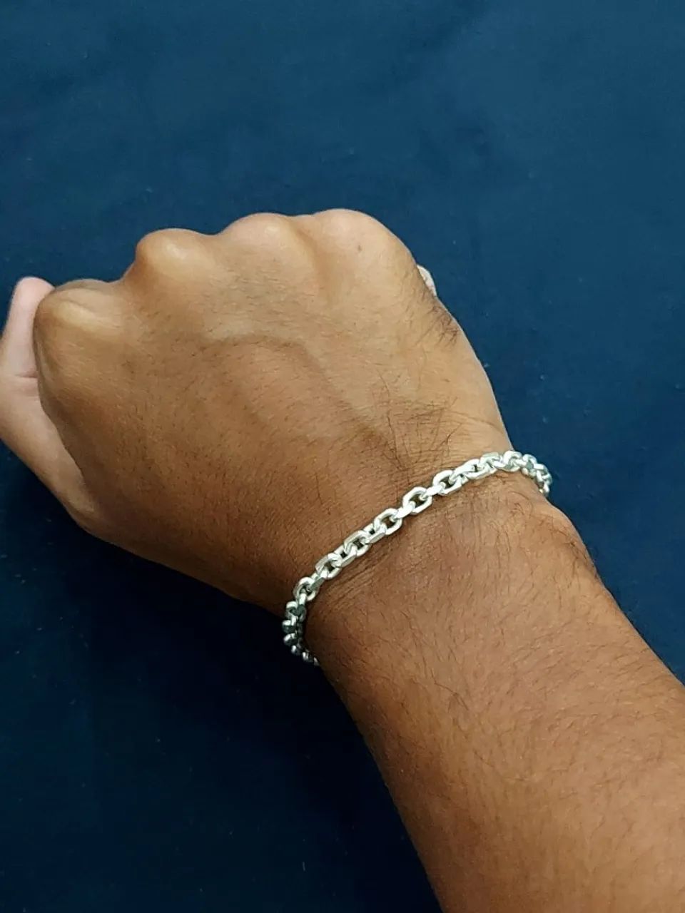 Pulseira de prata modelo cadeado - Foto 2