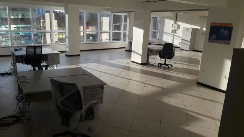 Sala Comercial de 150m2 no Sol y Mar - Foto 2
