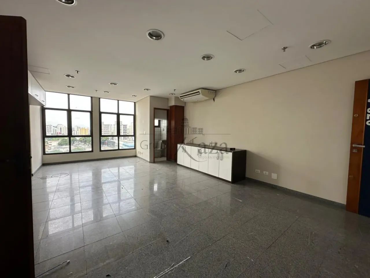 Sala Comercial - Centro Empresarial Tech Tower - Centro - São José dos Campos - 37,41m²