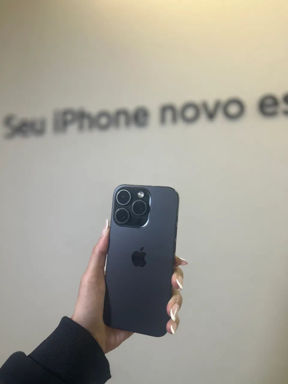 Iphone 15 Pro 128GB preto  - Foto 2