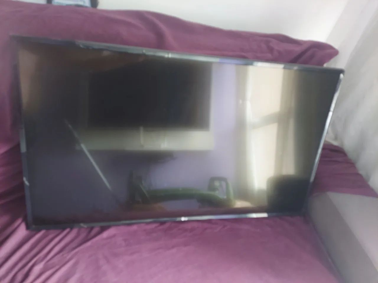 Smart TV LG 43" com defeito Leia a descrição