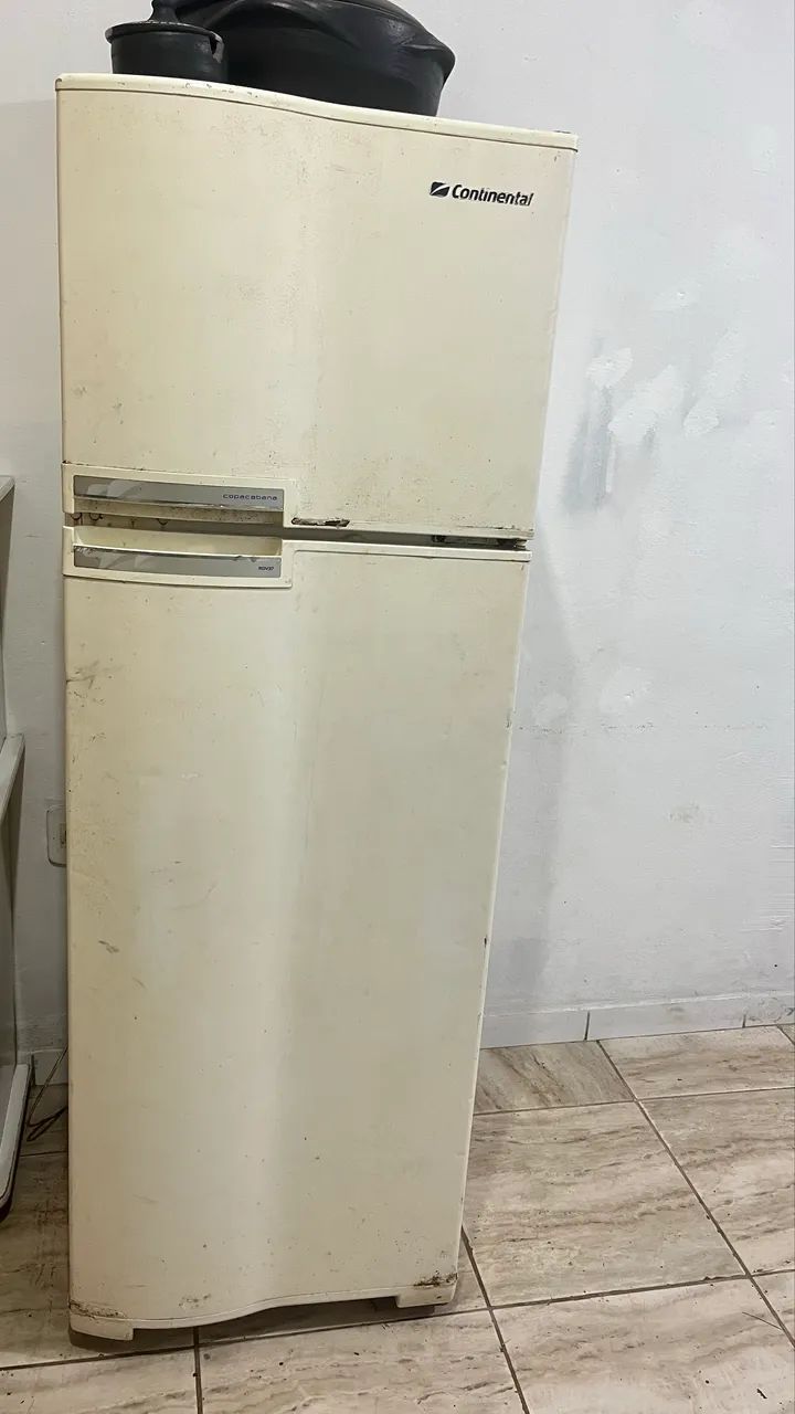 Geladeira funcionando 