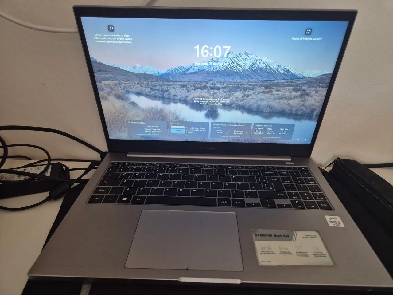 Samsung Book e30 - Foto 2