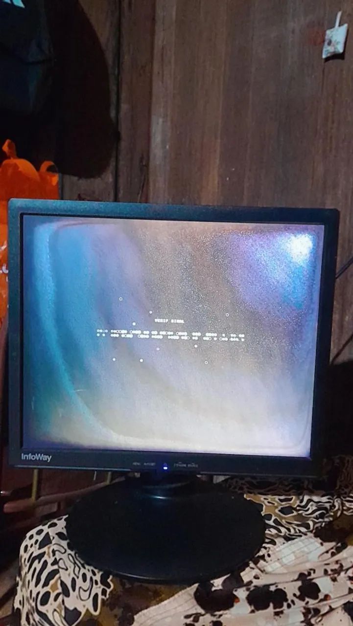 ? Monitor em Ótimo Estado419359516347617282