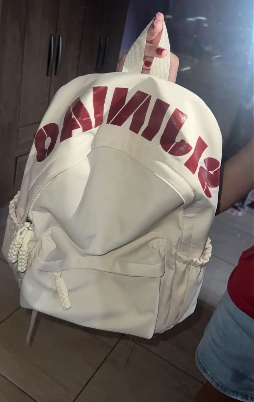 Mochila nova espaçosa  - Foto 2