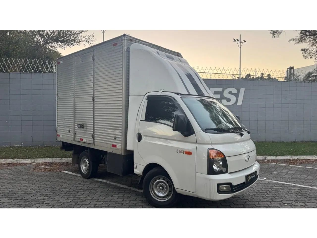 Hyundai Hr 2.5 TCI DIESEL (RS/RD) 2017