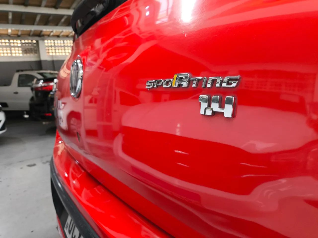Fiat Uno Sporting 1.4 EVO Fire Flex 8V 4P 2012 - Foto 2