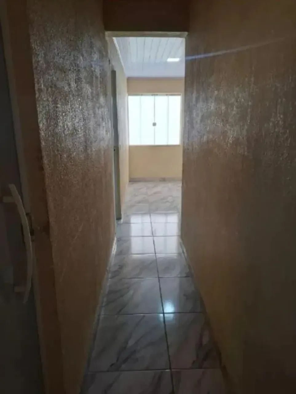 CASA COM 3 QUARTOS EM CAMPO GRANDE - ACEITO ENTRADA - Foto 3