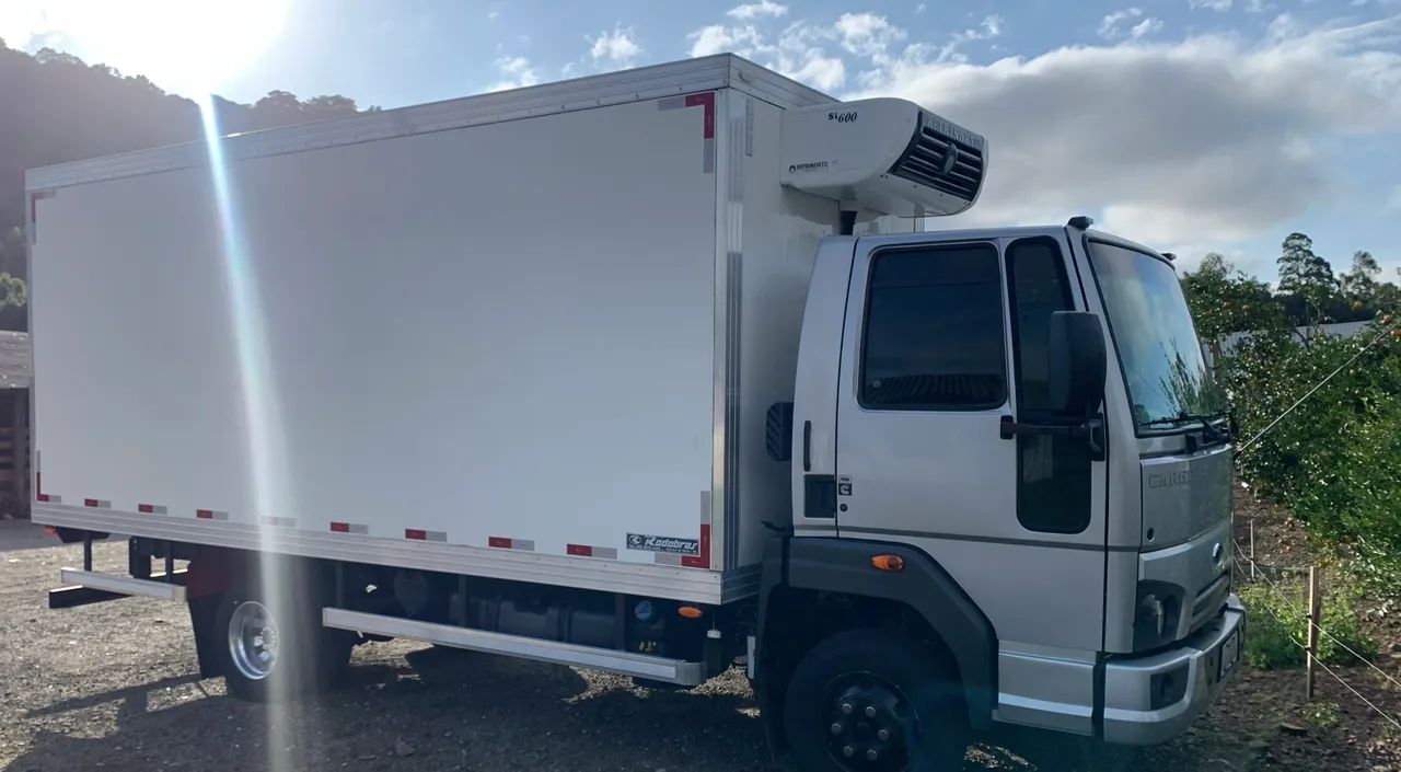 Ford cargo 816 câmara fria 