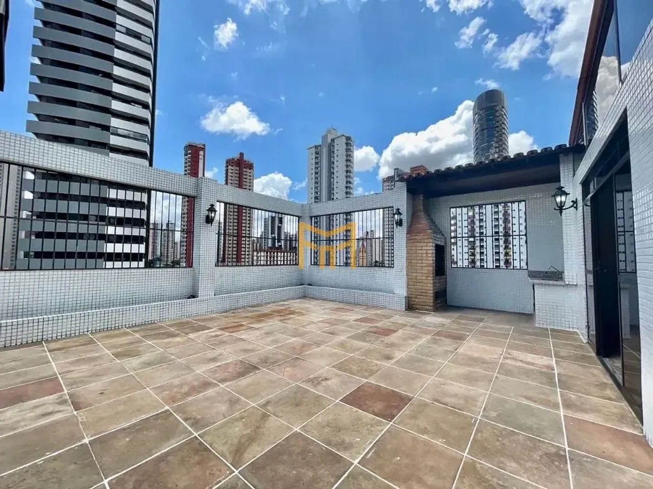 Cobertura com 3 Suites, 2 Vagas, 505M², Umarizal, Belém - PA | Edifício Raimundo Maués