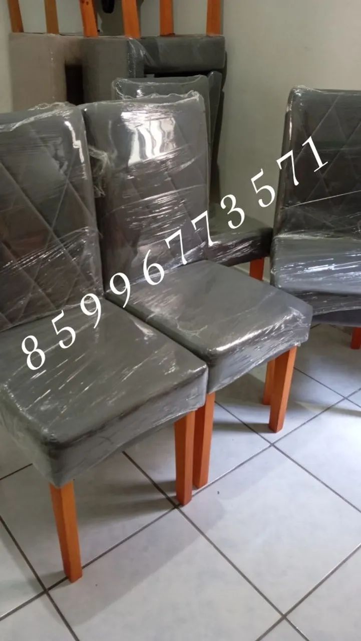 EM ESTOQUE CADEIRAS ACOLCHOADAS PARA JANTAR 