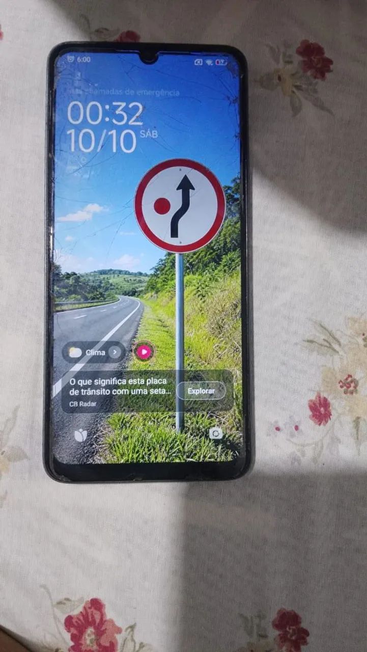 Vendo esse Redmi 13C. 256Gigas