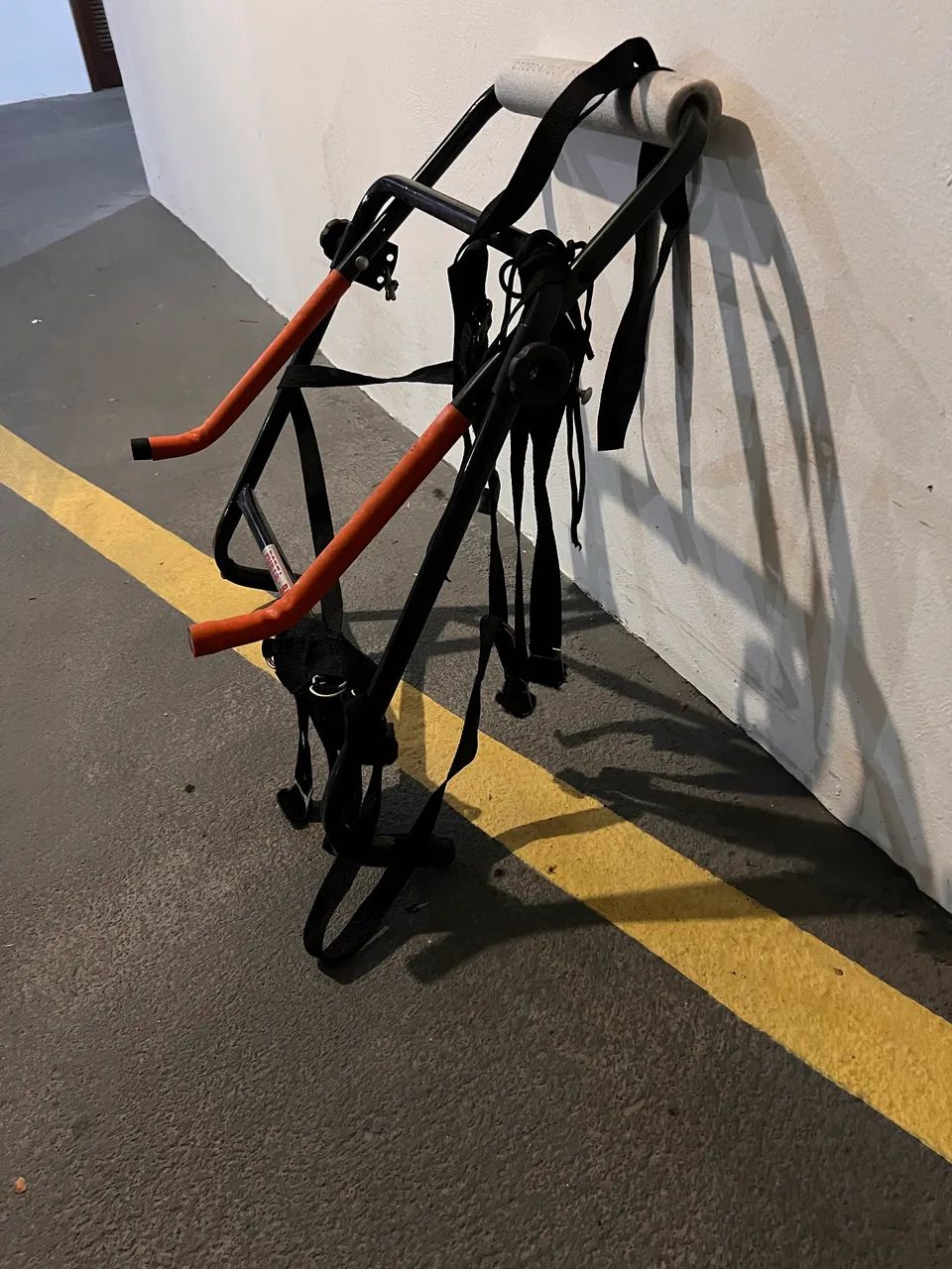 Porta bicicleta para carro - Foto 2
