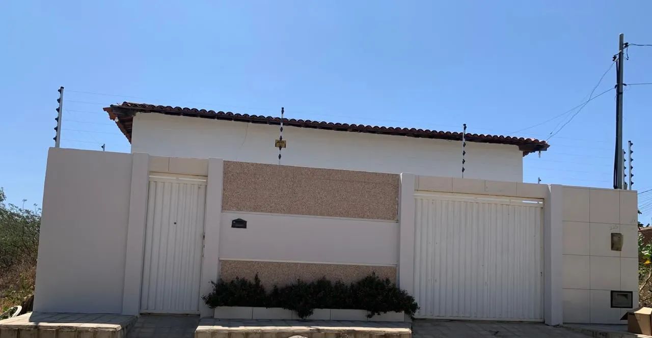 Casa em Monteiro para vender