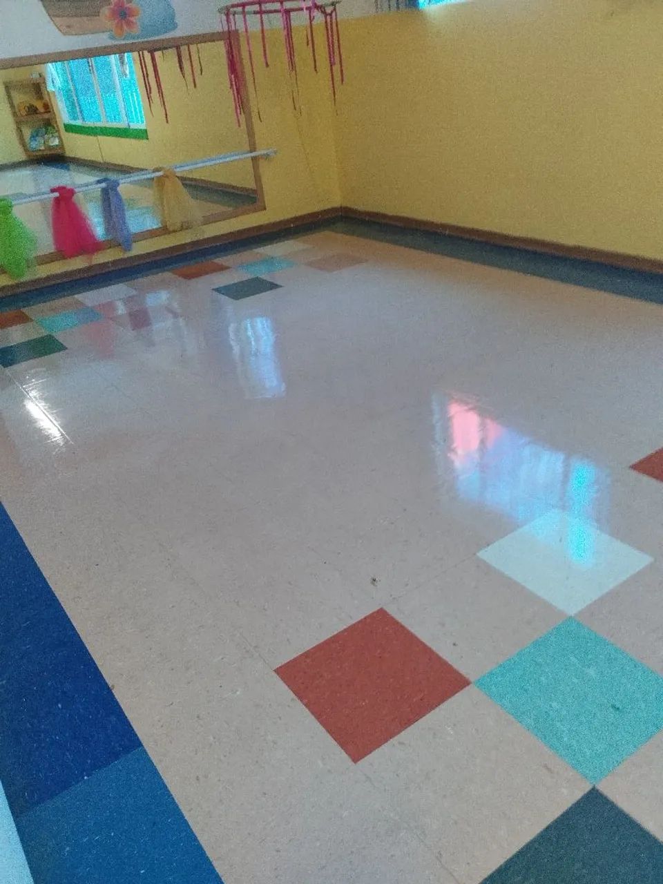 Limpeza de Pisos e Impermeabilização 