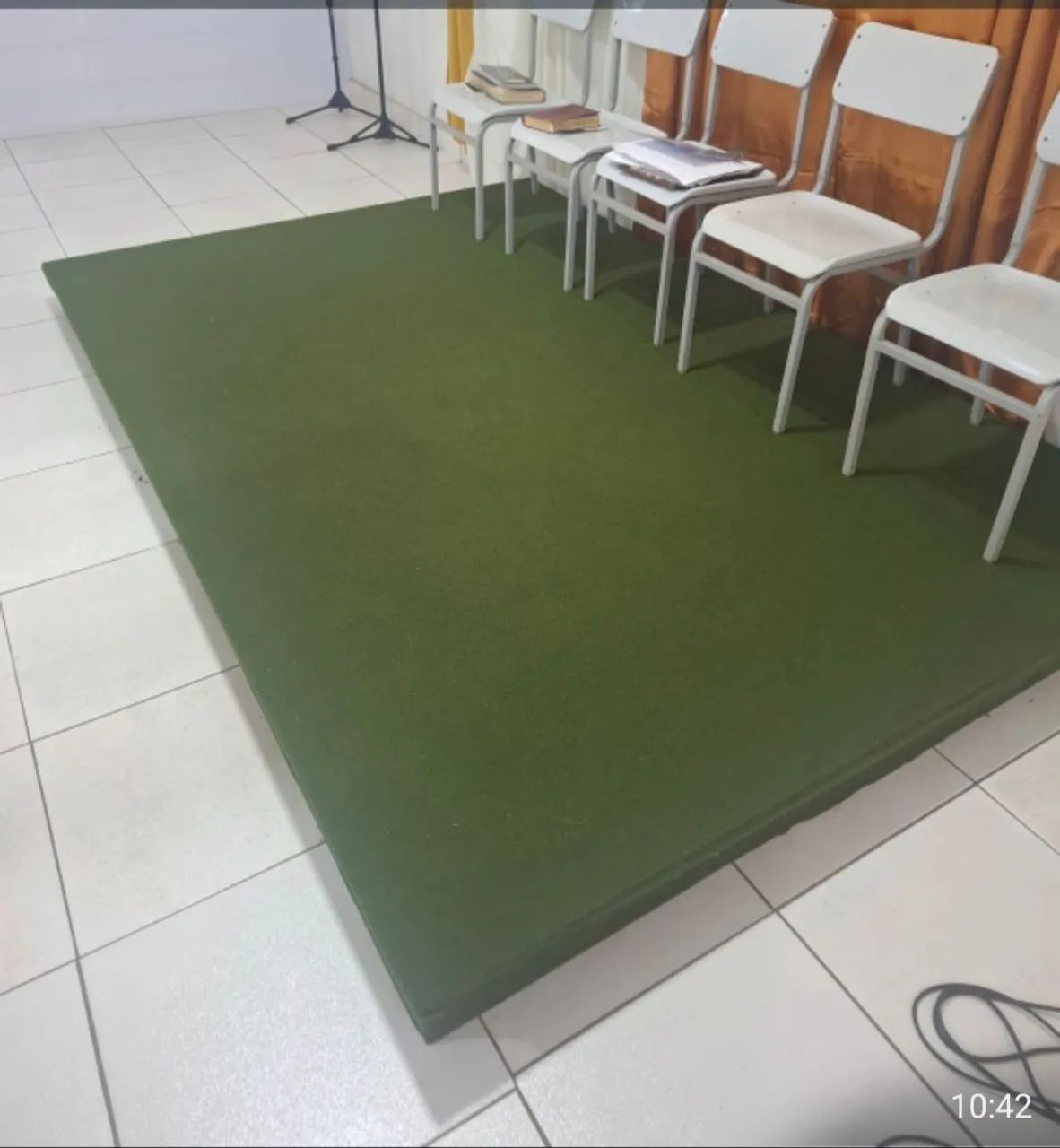 Tablado para altar de igreja