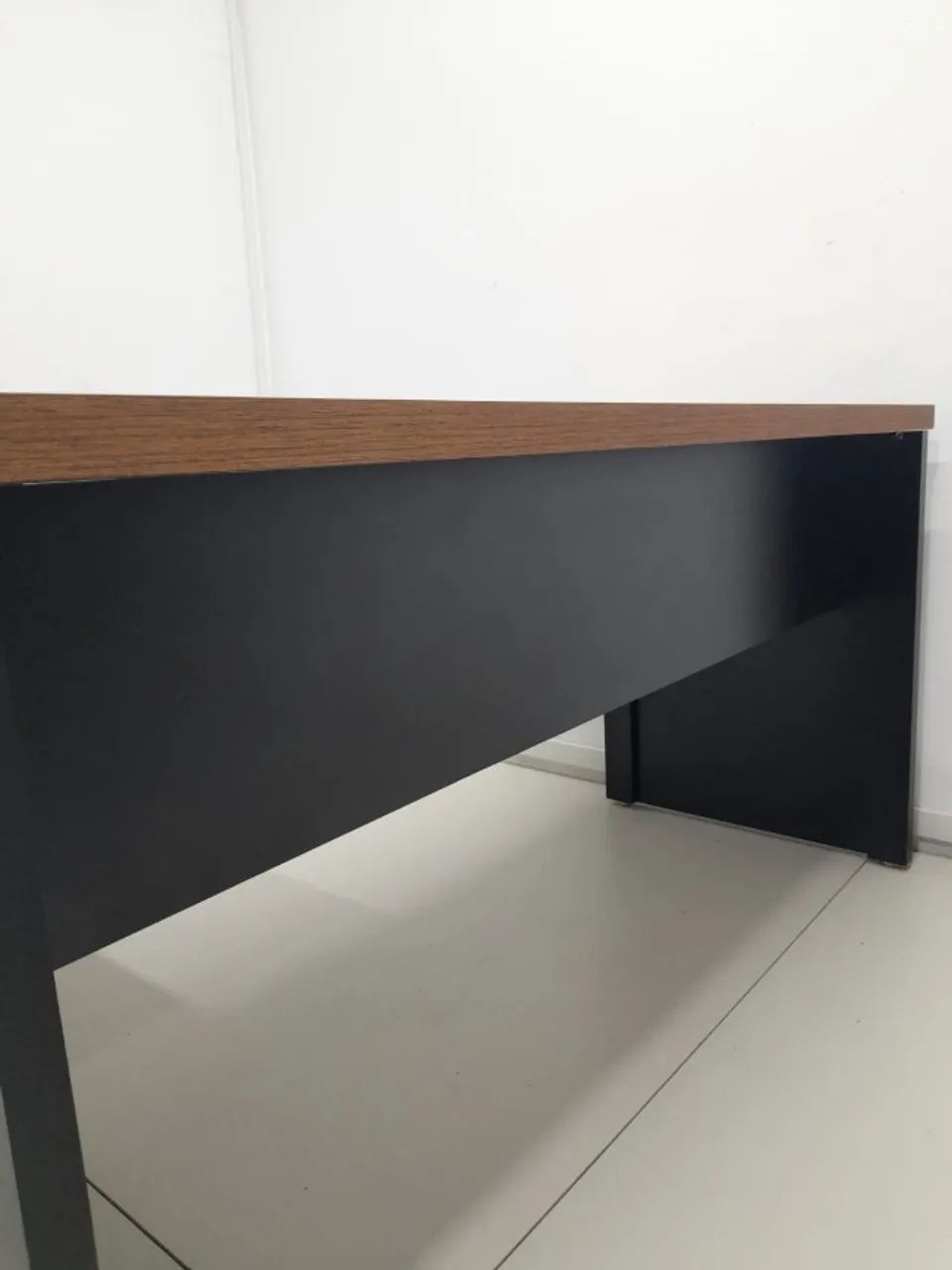 Mesa em L para escritório - Foto 5