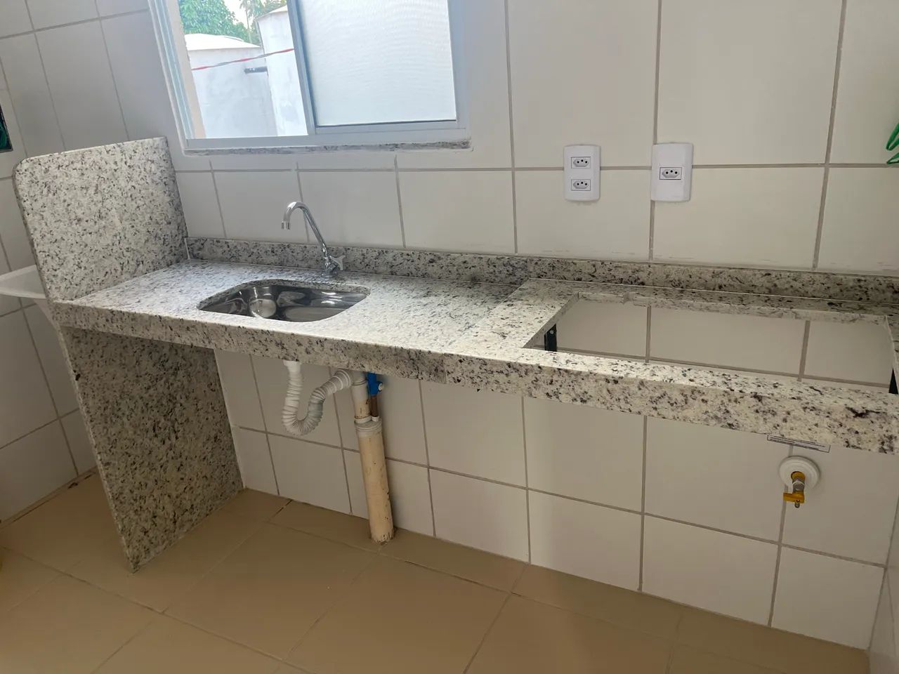 Bancada de Granito Branco Dallas - Foto 2