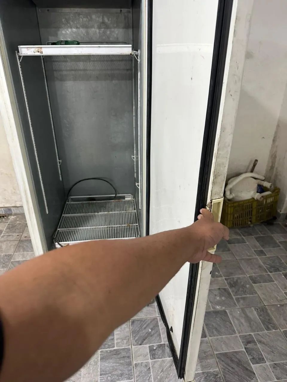     Freezers Comerciais Usados - Vertical, Horizontal e Expositor - Foto 5