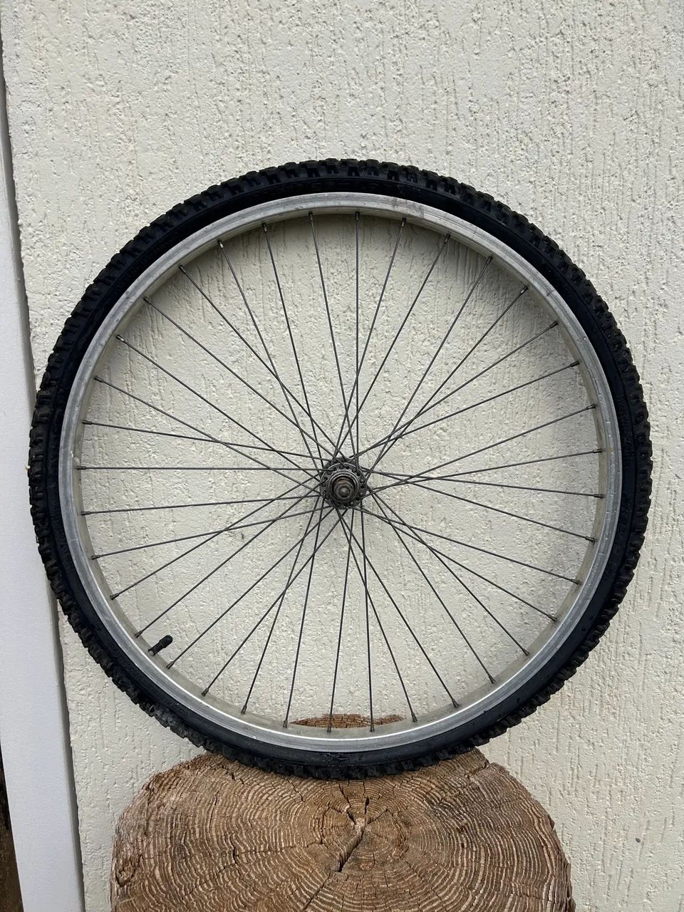 Pneu & Roda Aro 24  - Foto 2