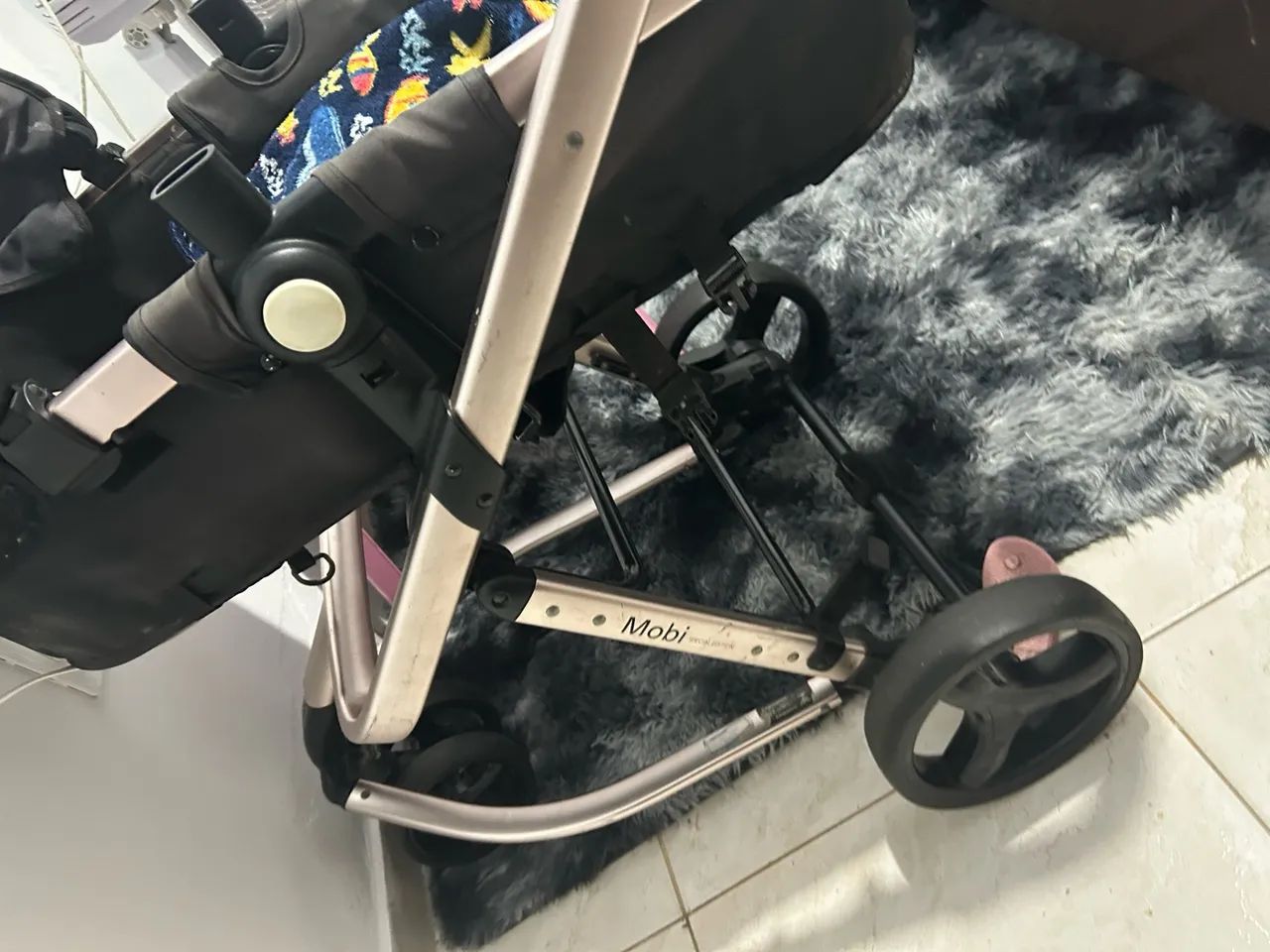 Carrinho de bebê a venda  - Foto 5