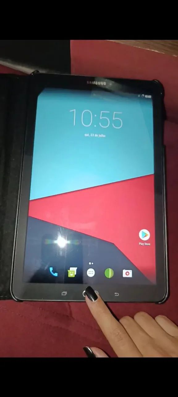 Samsung Tab E 