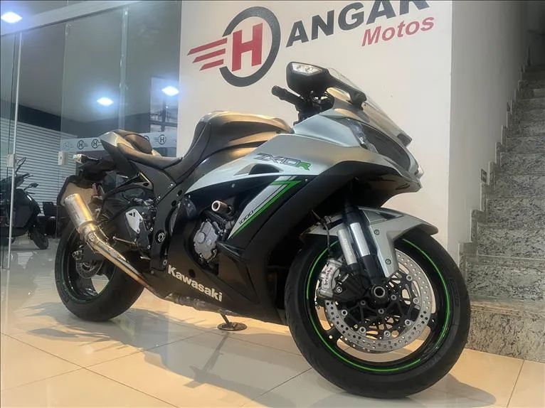 Kawasaki Zx-10rr 998cc 2018 - 1498188745 | OLX