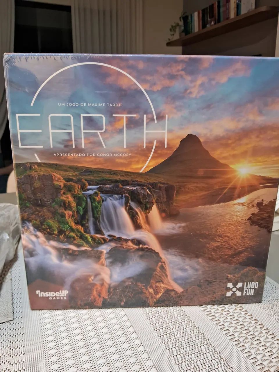 Jogo Earth - LACRADO/NOVO 