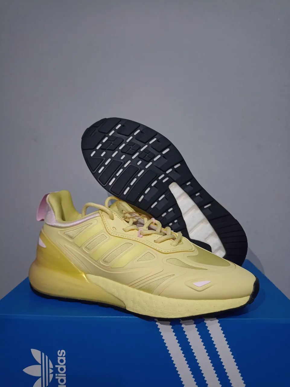 Tenis adidas ZX tamanho 36 original na caixa. - Calçados - Vila