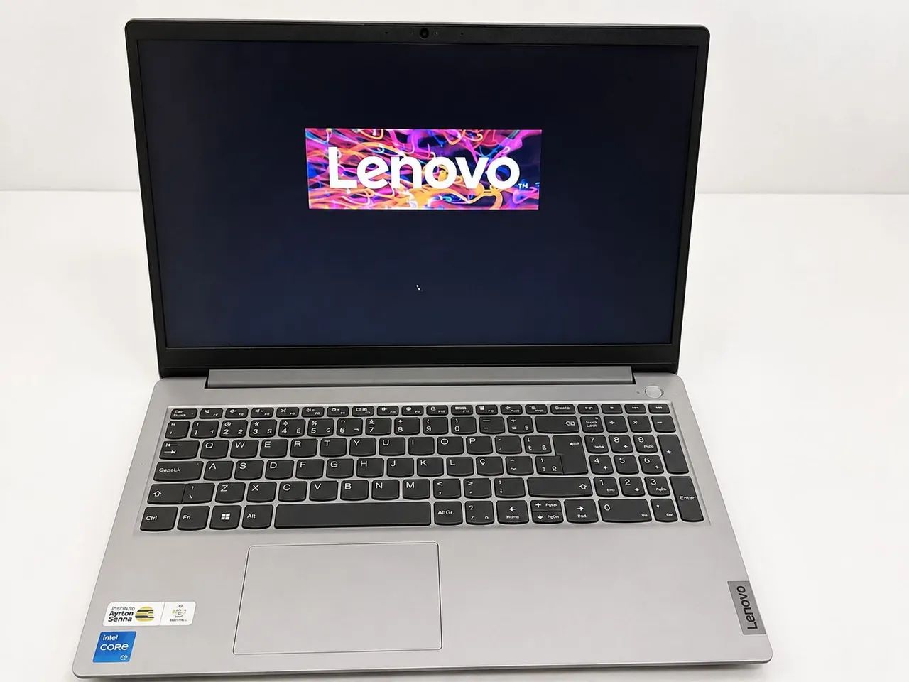 Notebook Lenovo Intel core i3