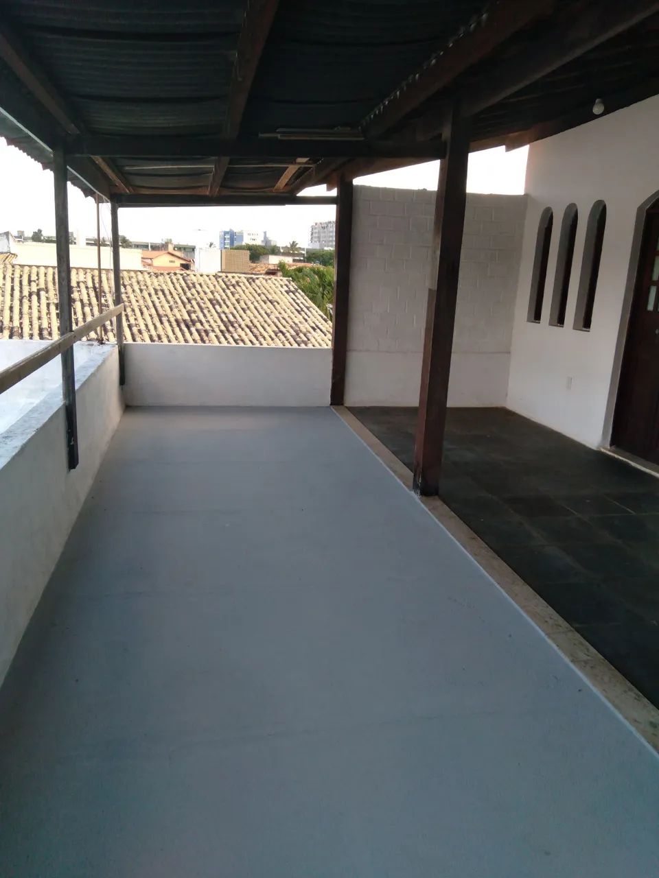 Alugo 1/4 e sala em Piata