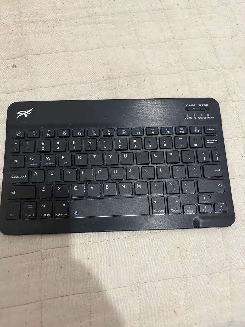 Samsung Galaxy A9+ WiFi 64gb + Capa magnética + Teclado e caneta bluetooth  - Foto 4
