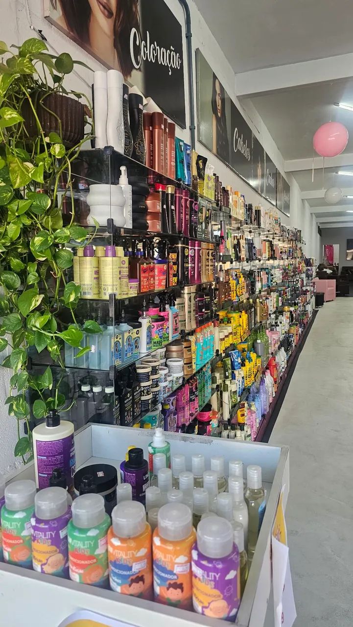 Loja de cosméticos e móveis para salão de beleza - Foto 3