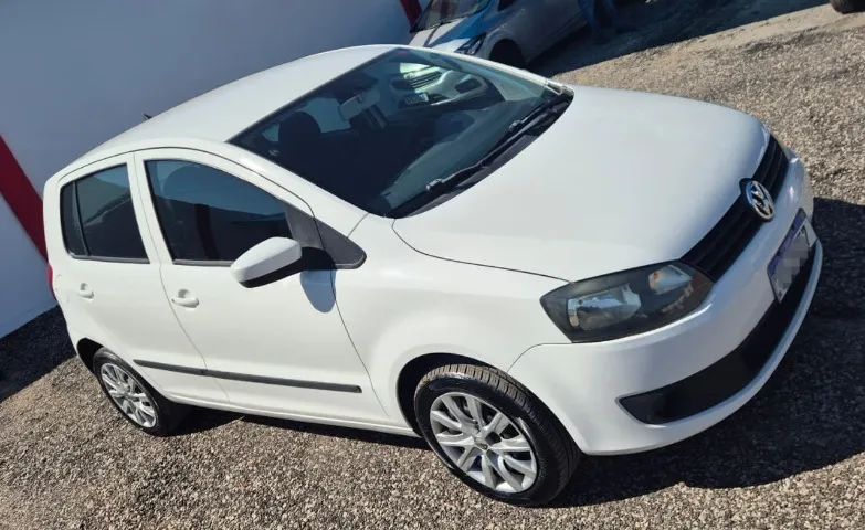 Volkswagen Fox Fox 1.0 Mi Total Flex 8V 3p 2013