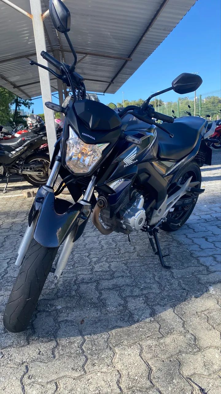 CB 250 preta  - Foto 2