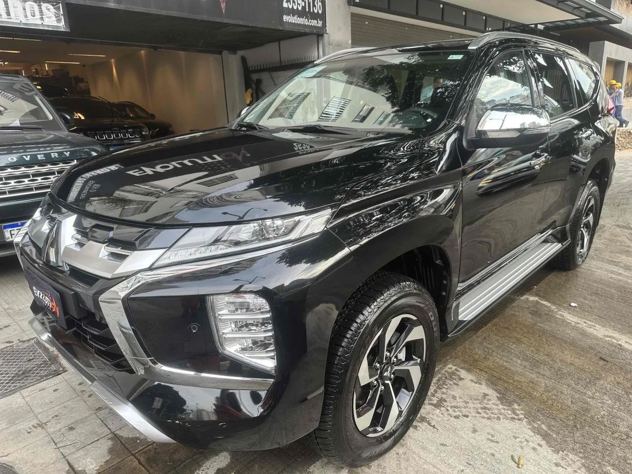Mitsubishi Pajero Pajero Sport HPE 2.4 4x4 Diesel Aut. 2025