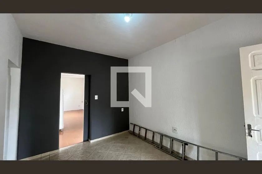 Casa à Venda - Taquaral, 2 Quartos, 230 m2