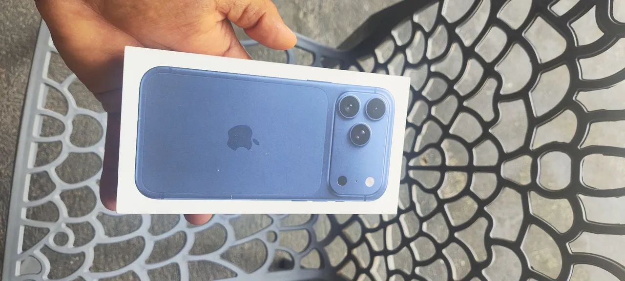 iPhone 17 pro Max  $ 6.500.     * - Foto 3