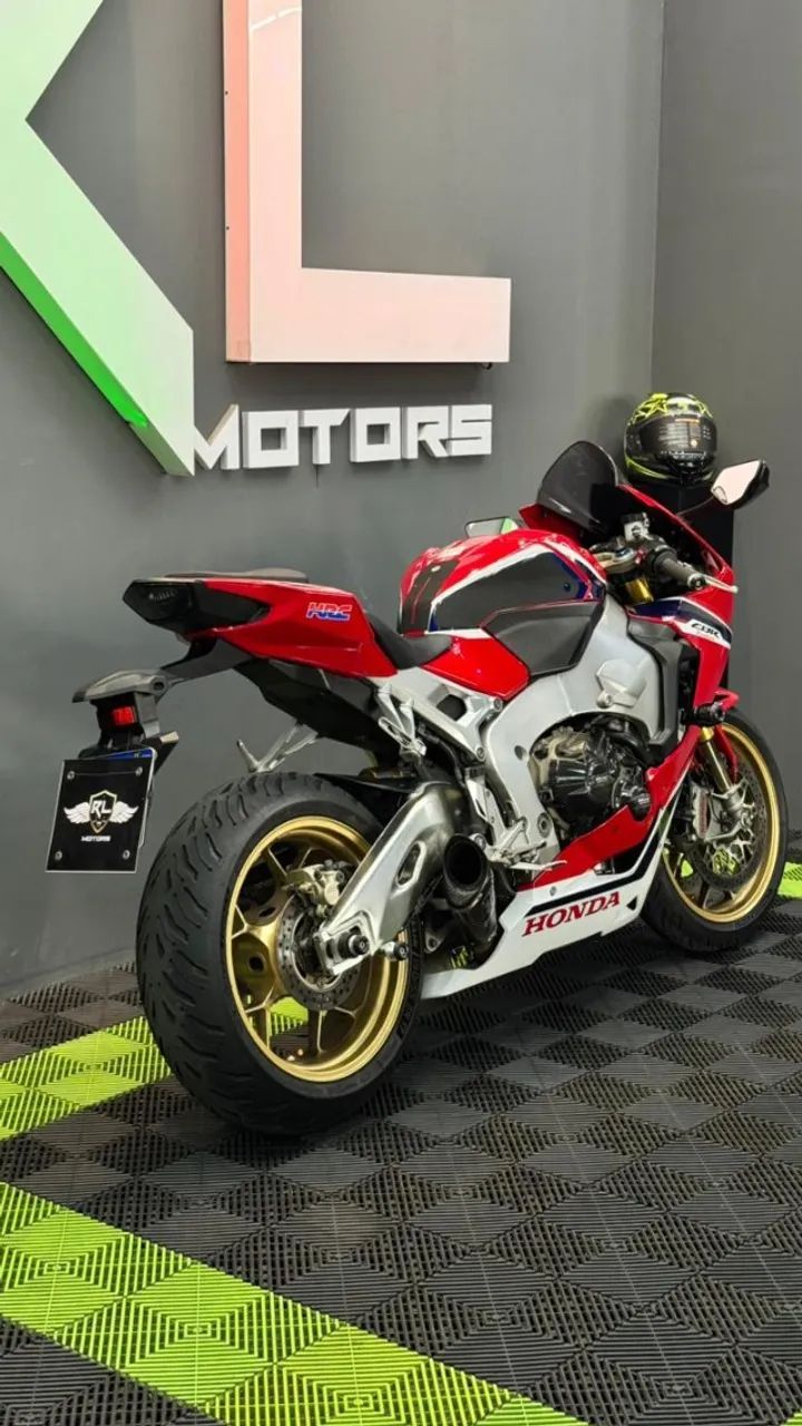 ? HONDA CBR 1000RR  - Foto 5