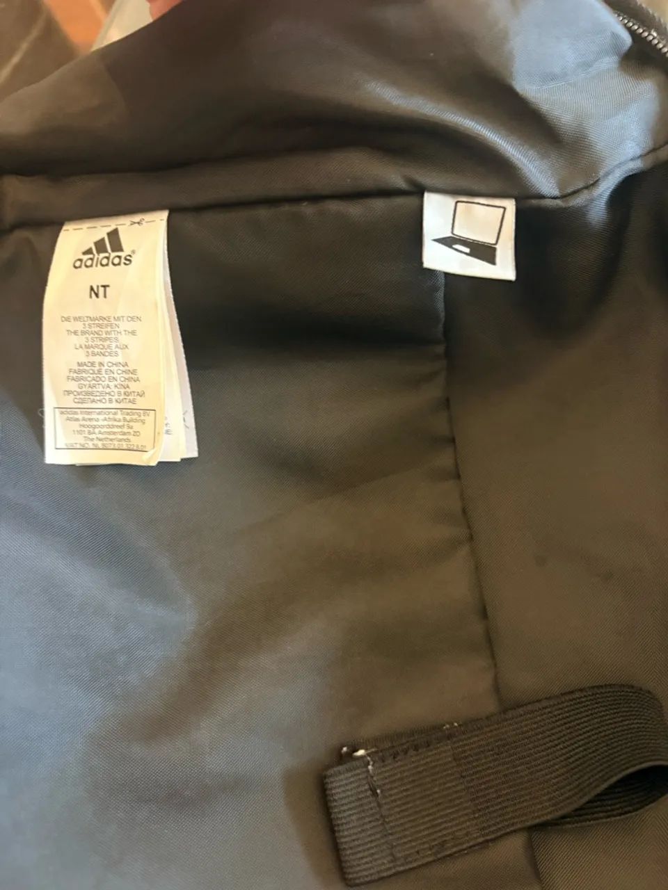 Bolsa Adidas Original com Compartimento para Notebook - Academia e Trabalho - Foto 4
