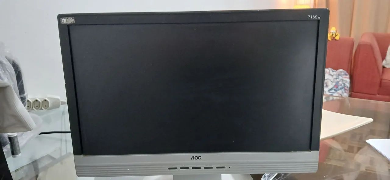 Monitor AOC pequeno sem os  fioss